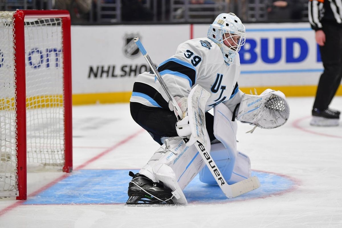 Feb 22, 2025; Los Angeles, California, USA; Utah Hockey Club goaltender Connor Ingram (39) defends the goal against the Los Angeles Kings during the second period  at Crypto.com Arena. Mandatory Credit: Gary A. Vasquez-Imagn Images
