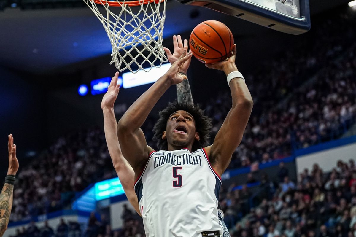 Feb 26, 2025; Hartford, Connecticut, USA; UConn Huskies center Tarris Reed Jr. (5) shoots the ball against the Georgetown Hoyas in the first half at XL Center. Mandatory Credit: David Butler II-Imagn Images