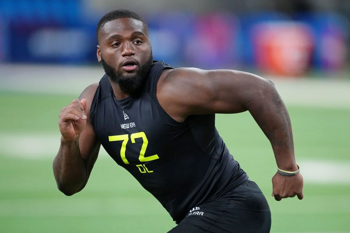 Feb 27, 2025; Indianapolis, IN, USA; Central Arkansas defensive lineman David Walker (DL72) participates in drills during the 2025 NFL Combine at Lucas Oil Stadium. Mandatory Credit: Kirby Lee-Imagn Images