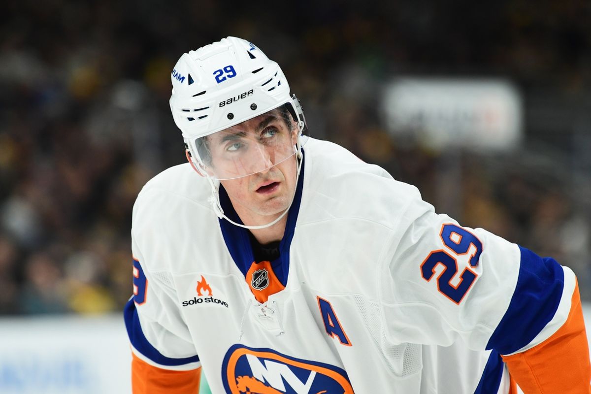 Feb 27, 2025; Boston, Massachusetts, USA;New York Islanders center Brock Nelson (29) gets set for a face-off  during the second period against the Boston Bruins at TD Garden. Mandatory Credit: Bob DeChiara-Imagn Images