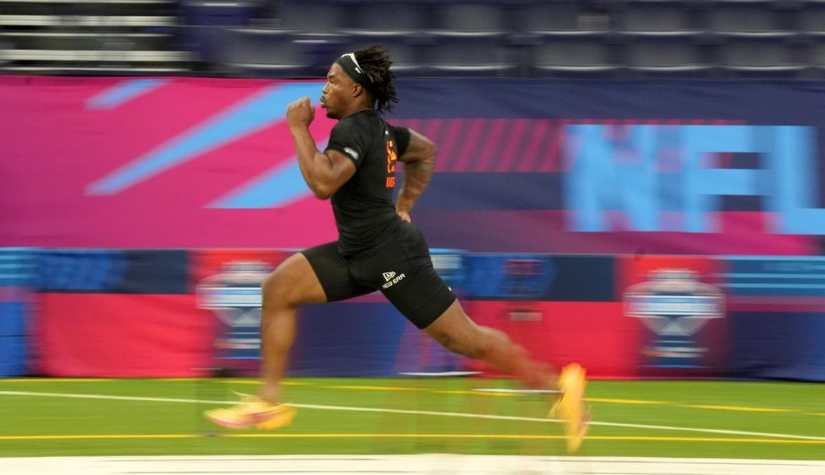 Mar 1, 2025; Indianapolis, IN, USA; Boise State running back Ashton Jeanty (RB15) during the 2025 NFL Combine at Lucas Oil Stadium. Mandatory Credit: Kirby Lee-Imagn Images