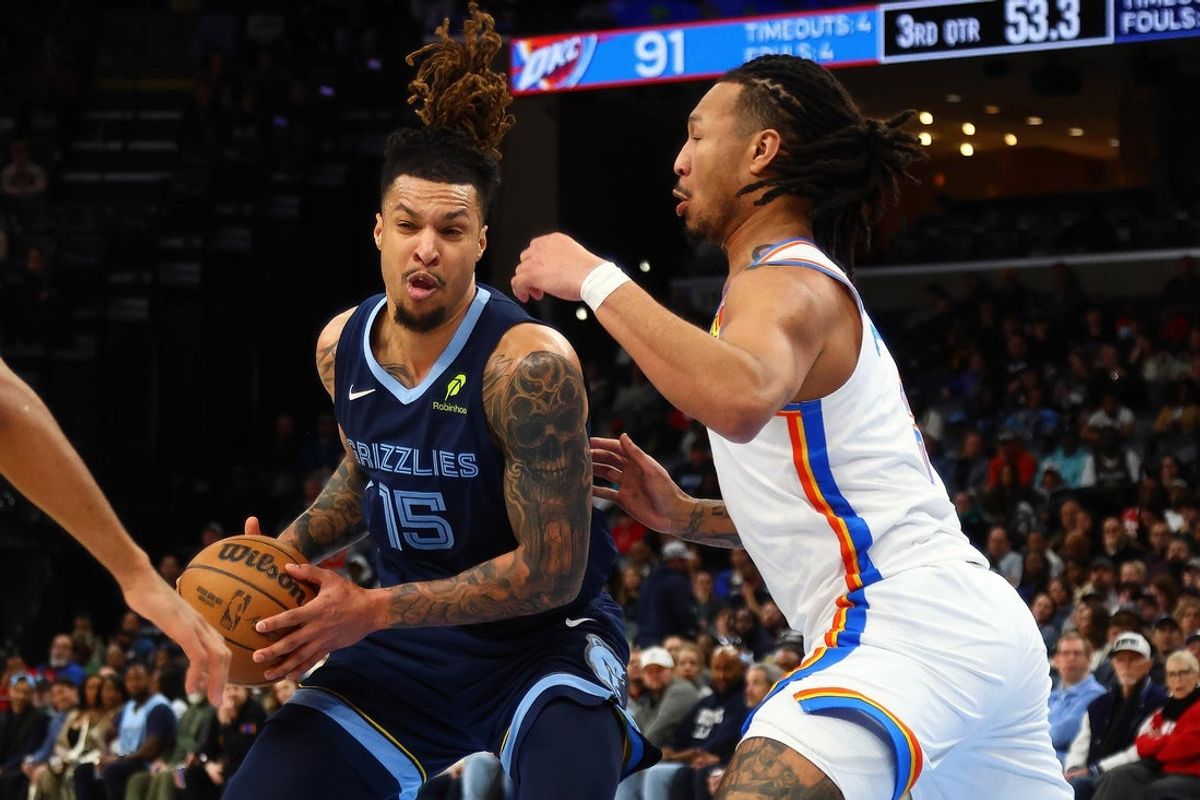 Mar 5, 2025; Memphis, Tennessee, USA; Memphis Grizzlies forward Brandon Clarke (15) drives to the basket as Oklahoma City Thunder forward Jaylin Williams (6) defends during the third quarter at FedExForum. Mandatory Credit: Petre Thomas-Imagn Images