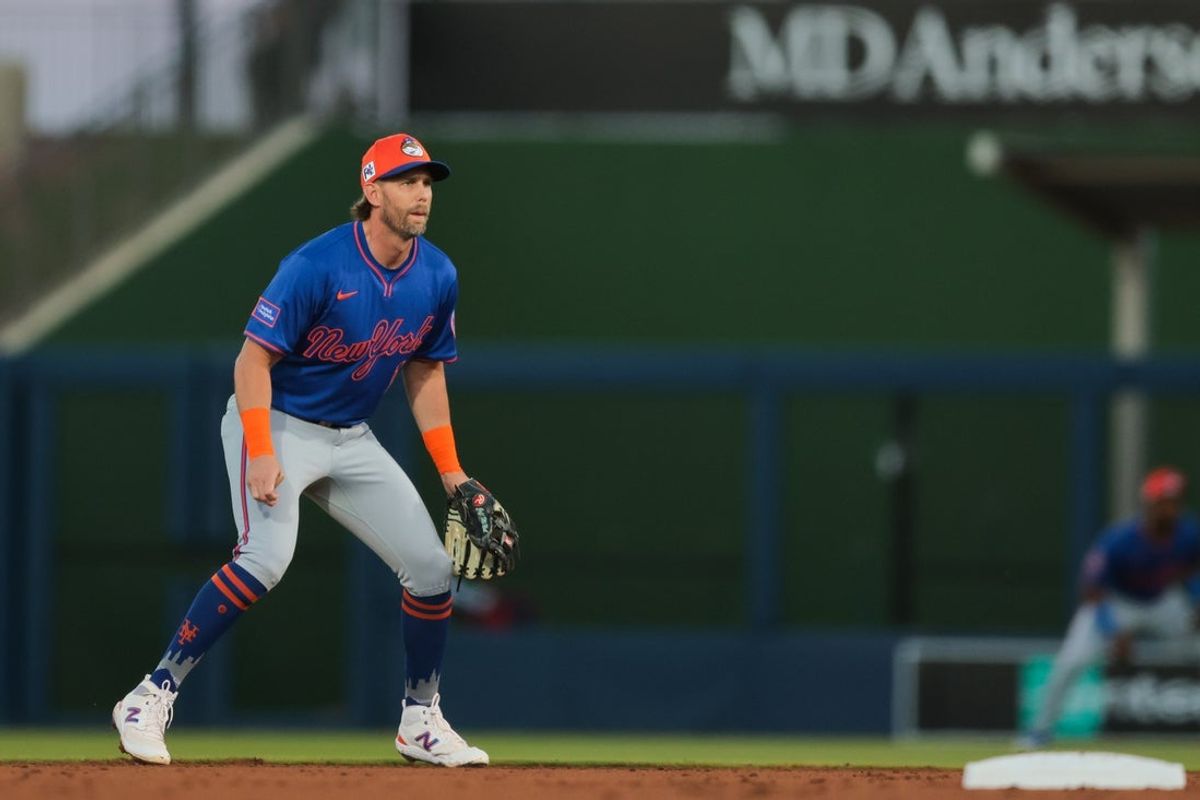 Mar 7, 2025; West Palm Beach, Florida, USA; New York Mets second baseman Jeff McNeil (1) plays his position against the Washington Nationals during the second inning at CACTI Park of the Palm Beaches. Mandatory Credit: Sam Navarro-Imagn Images