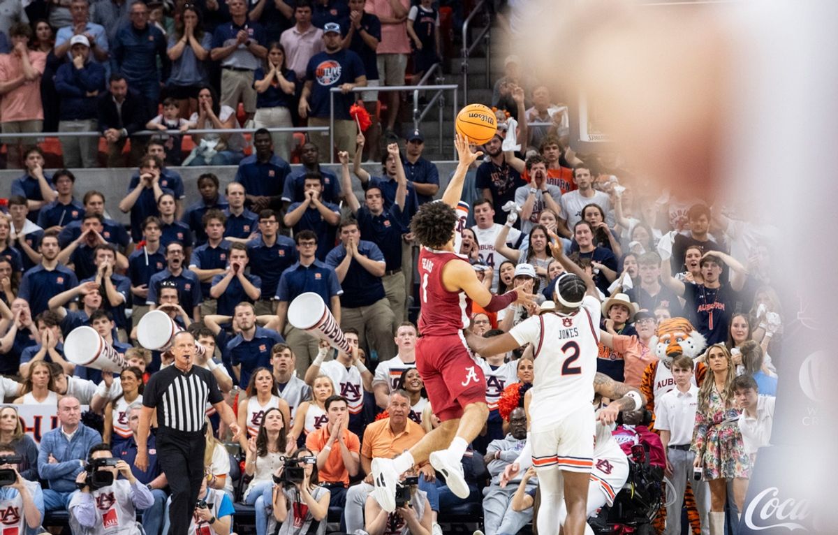 Alabama Crimson Tide guard Mark Sears (1) makes the game winning shot as Auburn Tigers take on Alabama Crimson Tide at Neville Arena in Auburn, Ala., on Saturday, March 8, 2025. Alabama Crimson Tide defeated Auburn Tigers 93-91.