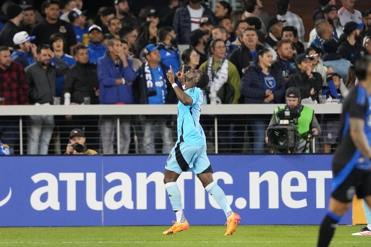 Mar 8, 2025; San Jose, California, USA; Minnesota United forward Kelvin Yeboah (9) gestures after scoring a goal against the San Jose Earthquakes during the first half at PayPal Park. Mandatory Credit: Darren Yamashita-Imagn Images