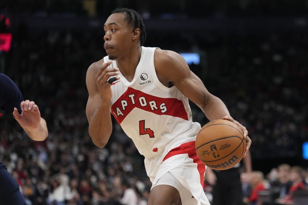 Mar 10, 2025; Toronto, Ontario, CAN; Toronto Raptors guard Scottie Barnes (4) drives to the net against the Washington Wizards during the second half at Scotiabank Arena. Mandatory Credit: John E. Sokolowski-Imagn Images