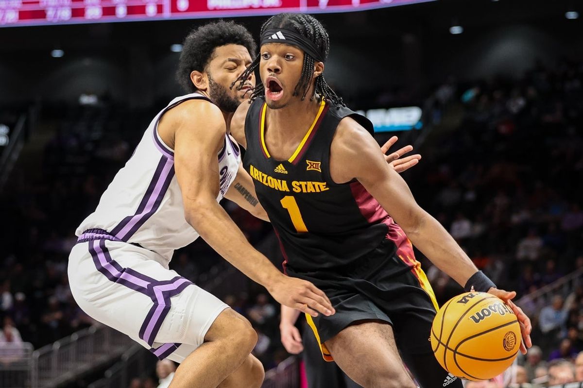 Mar 11, 2025; Kansas City, MO, USA; Arizona State Sun Devils guard Alston Mason (1) drives to the basket during the second half against the Kansas State Wildcats at T-Mobile Center. Mandatory Credit: William Purnell-Imagn Images