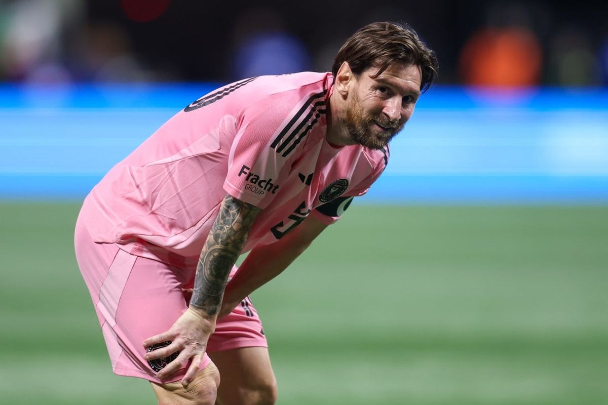 Mar 16, 2025; Atlanta, Georgia, USA; Inter Miami forward Lionel Messi (10) in action against Atlanta United in the second half at Mercedes-Benz Stadium. Mandatory Credit: Brett Davis-Imagn Images