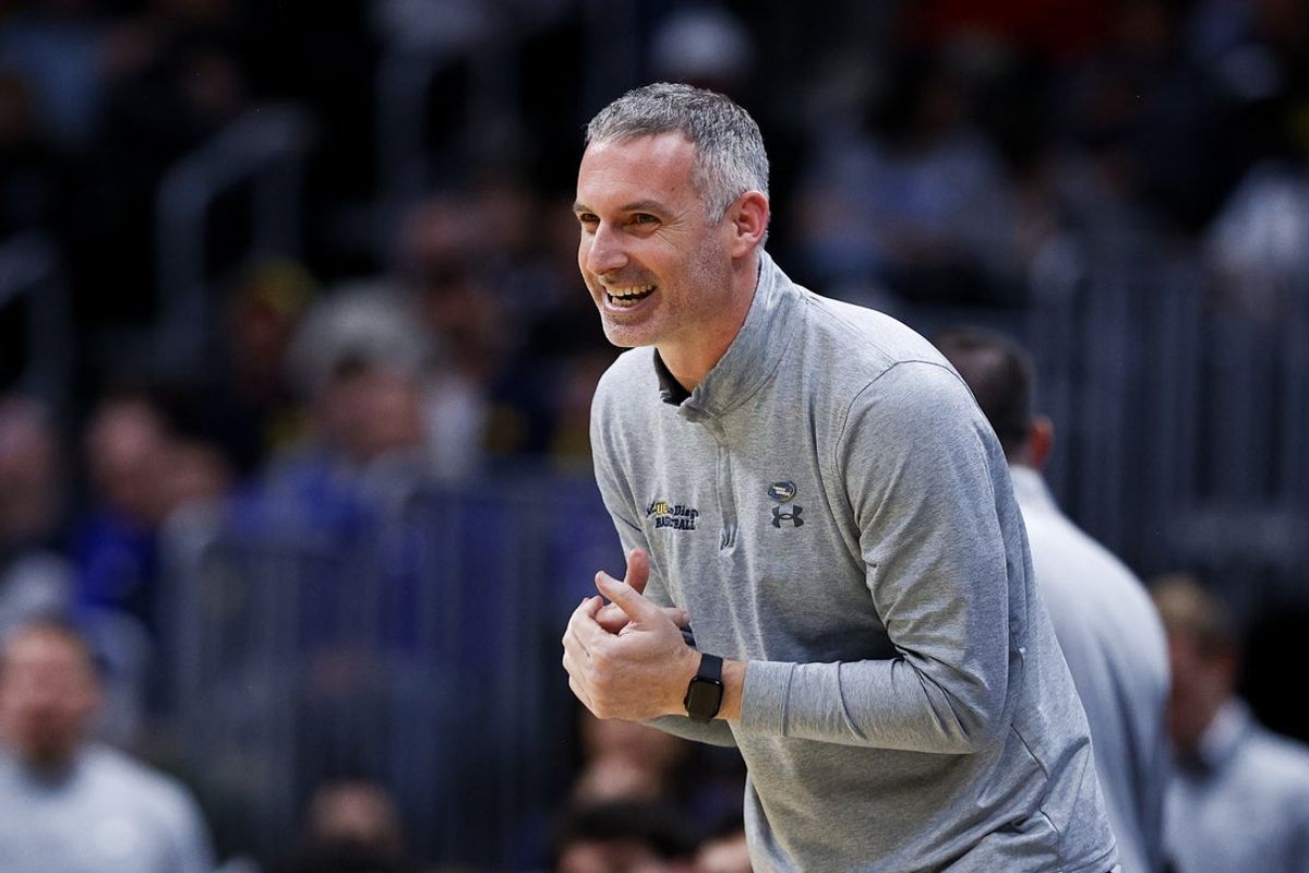 March 20, 2025; Denver, CO, USA; UC San Diego Tritons head coach Eric Olen reacts during the second half against the Michigan Wolverines at Ball Arena. Mandatory Credit: Isaiah J. Downing-Imagn Images