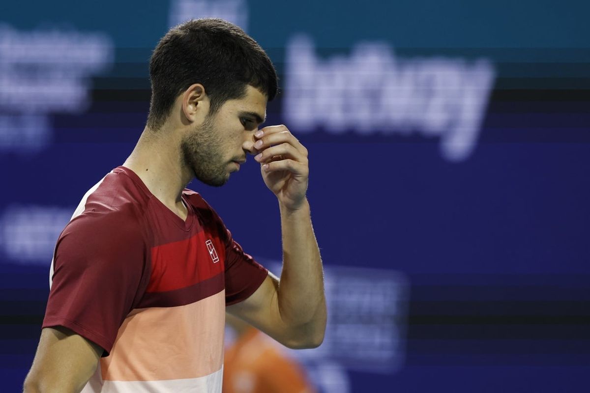 Mar 21, 2025; Miami, FL, USA; Carlos Alcaraz (ESP) reacts after missing a shot against David Goffin (BEL)(not pictured) on day four of the Miami Open at Hard Rock Stadium. Mandatory Credit: Geoff Burke-Imagn Images