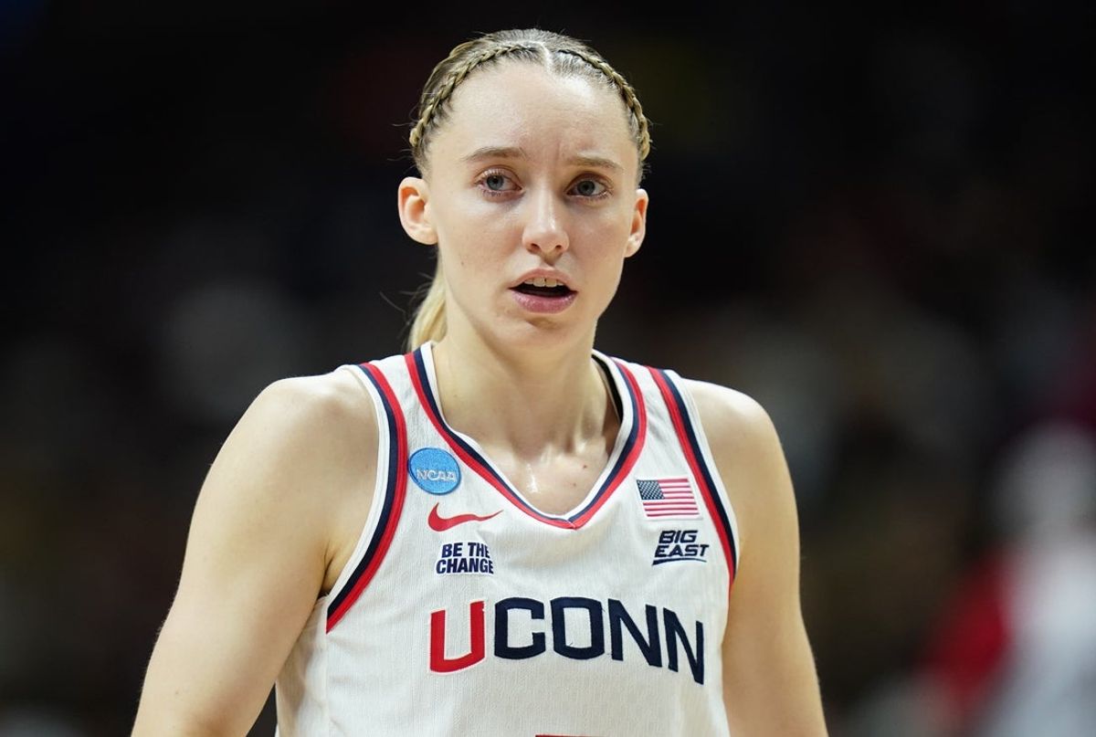 Mar 24, 2025; Storrs, Connecticut, USA; UConn Huskies guard Paige Bueckers (5) on the court against the South Dakota State Jackrabbits in the second half at Harry A. Gampel Pavilion. Mandatory Credit: David Butler II-Imagn Images