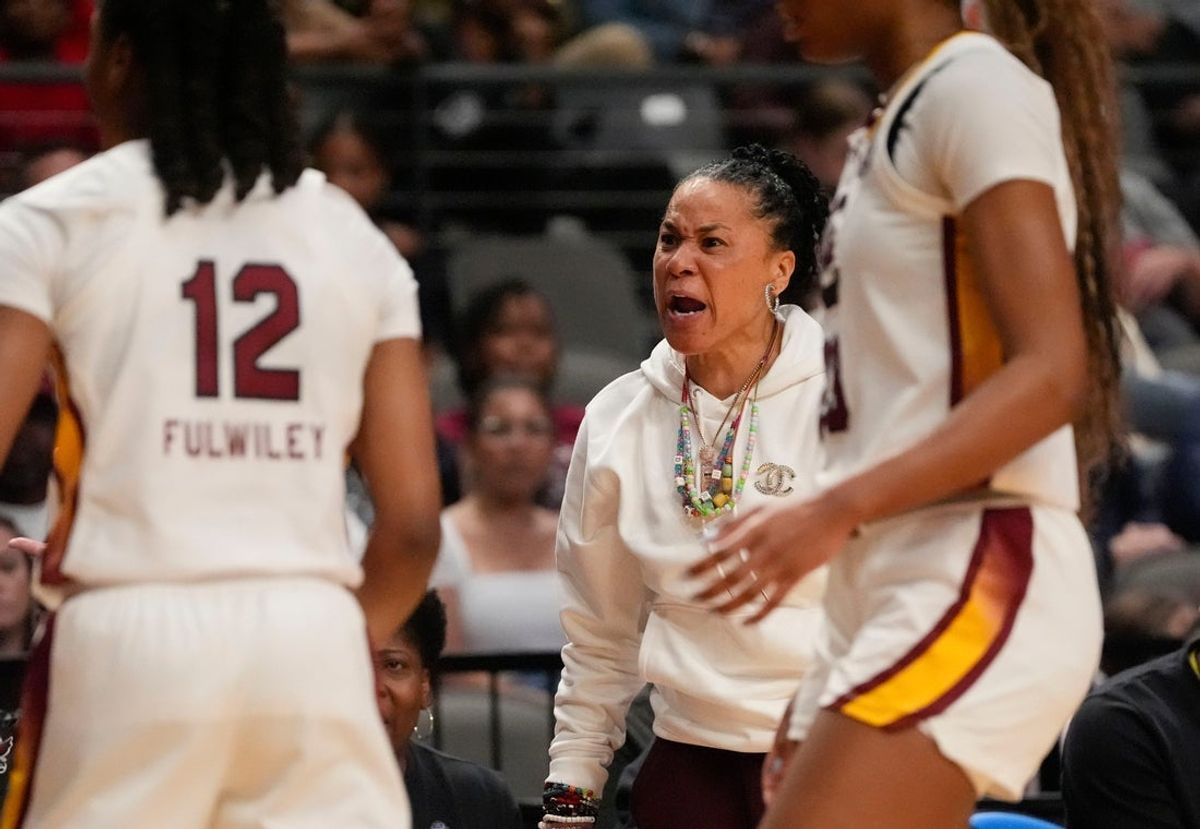Mar 30, 2025; Birmingham, AL, USA; South Carolina Gamecocks head coach Dawn Staley shows anger at an official’s call during the Elite 8 game with South Carolina at Legacy Arena. Mandatory Credit: Gary Cosby Jr.-Tuscaloosa News