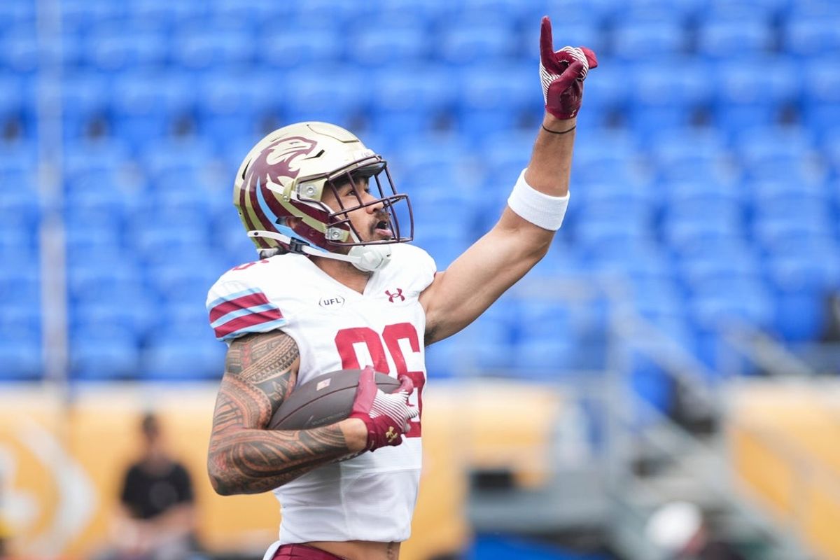 Panthers’ Samson Nacua (86) celebrates as he scores a touchdown during the UFL game between the Memphis Showboats and Michigan Panthers at Simmons Bank Liberty Stadium in Memphis, Tenn., on Sunday, March 30, 2025.