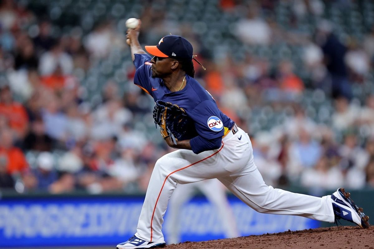 Apr 2, 2025; Houston, Texas, USA; Houston Astros relief pitcher Rafael Montero (47) delivers a pitch against the San Francisco Giants during the ninth inning at Daikin Park. Mandatory Credit: Erik Williams-Imagn Images