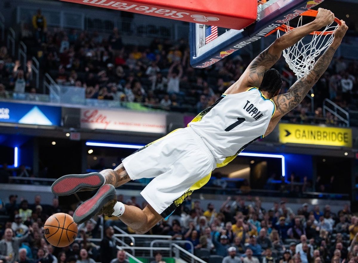 Apr 2, 2025; Indianapolis, Indiana, USA; Indiana Pacers forward Obi Toppin (1) shoots the ball in the second half against the Charlotte Hornets at Gainbridge Fieldhouse. Mandatory Credit: Trevor Ruszkowski-Imagn Images