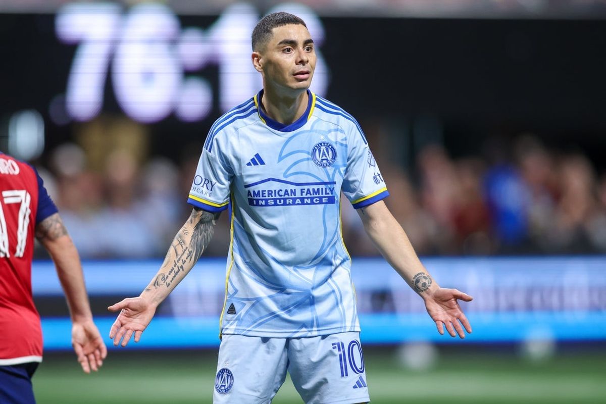 Apr 5, 2025; Atlanta, Georgia, USA; Atlanta United midfielder Miguel Almiron (10) reacts after a play against FC Dallas in the second half at Mercedes-Benz Stadium. Mandatory Credit: Brett Davis-Imagn Images