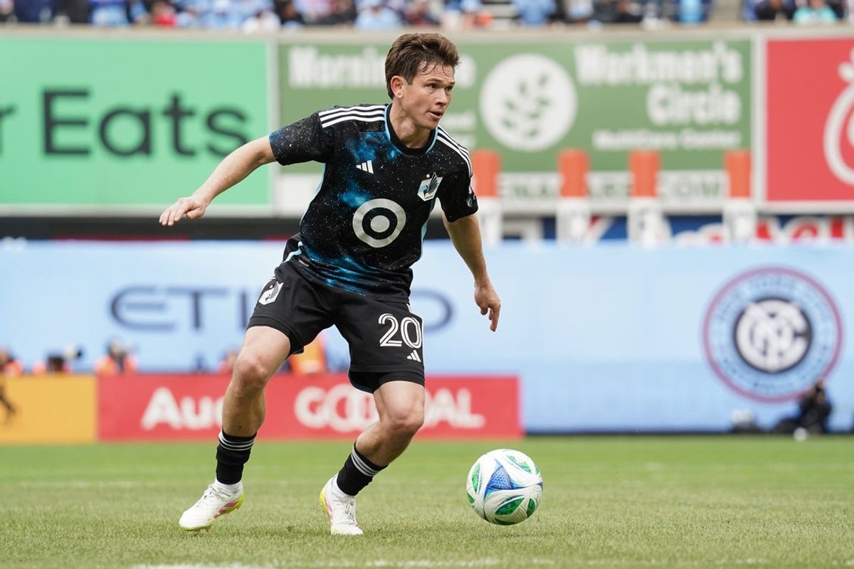 Apr 6, 2025; New York, New York, USA; Minnesota United midfielder Wil Trapp (20) controls a ball during the first half against New York City FC at Yankee Stadium. Mandatory Credit: Lucas Boland-Imagn Images