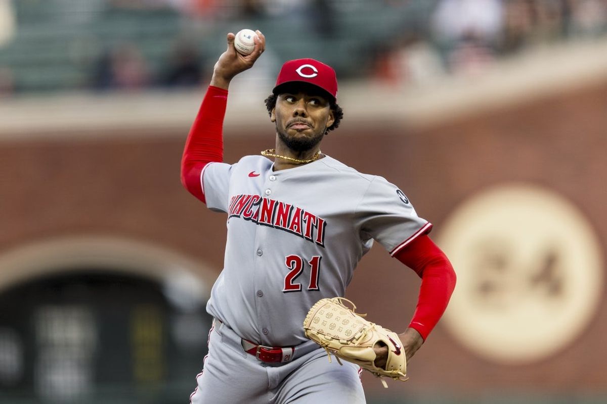 Apr 7, 2025; San Francisco, California, USA;  Cincinnati Reds starting pitcher Hunter Greene (21) throws against the San Francisco Giants during the first inning at Oracle Park. Mandatory Credit: John Hefti-Imagn Images