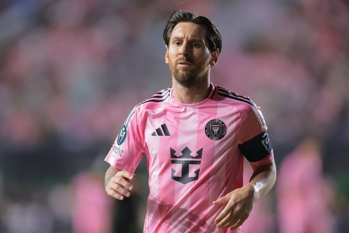 Apr 9, 2025; Ft. Lauderdale, Florida, USA; Inter Miami CF forward Lionel Messi (10) looks on against the Los Angeles FC during the second half at Chase Stadium. Mandatory Credit: Sam Navarro-Imagn Images