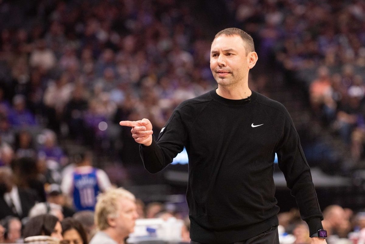 Apr 9, 2025; Sacramento, California, USA; Denver Nuggets interim head coach David Adelman points to his bench during the first quarter of the game against the Sacramento Kings at Golden 1 Center. Mandatory Credit: Ed Szczepanski-Imagn Images
