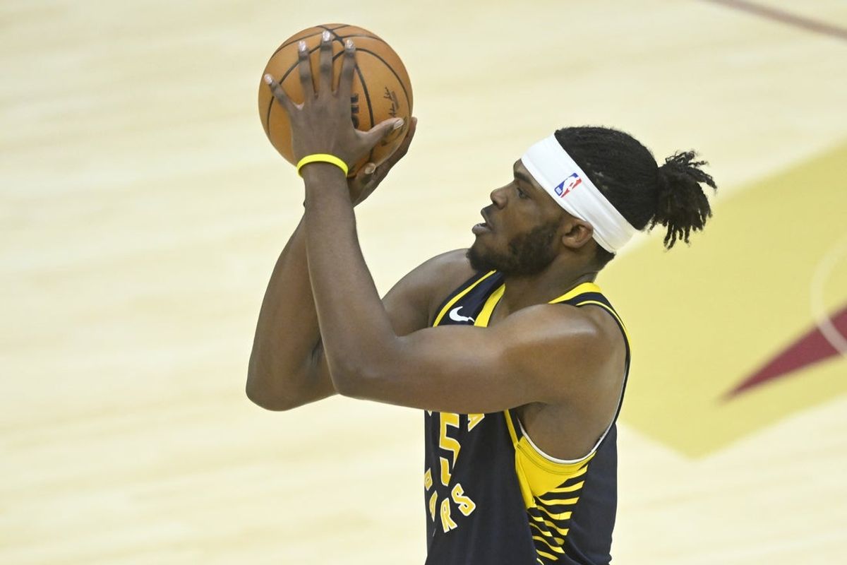 Apr 13, 2025; Cleveland, Ohio, USA; Indiana Pacers forward Jarace Walker (5) shoots in the third quarter against the Cleveland Cavaliers at Rocket Arena. Mandatory Credit: David Richard-Imagn Images