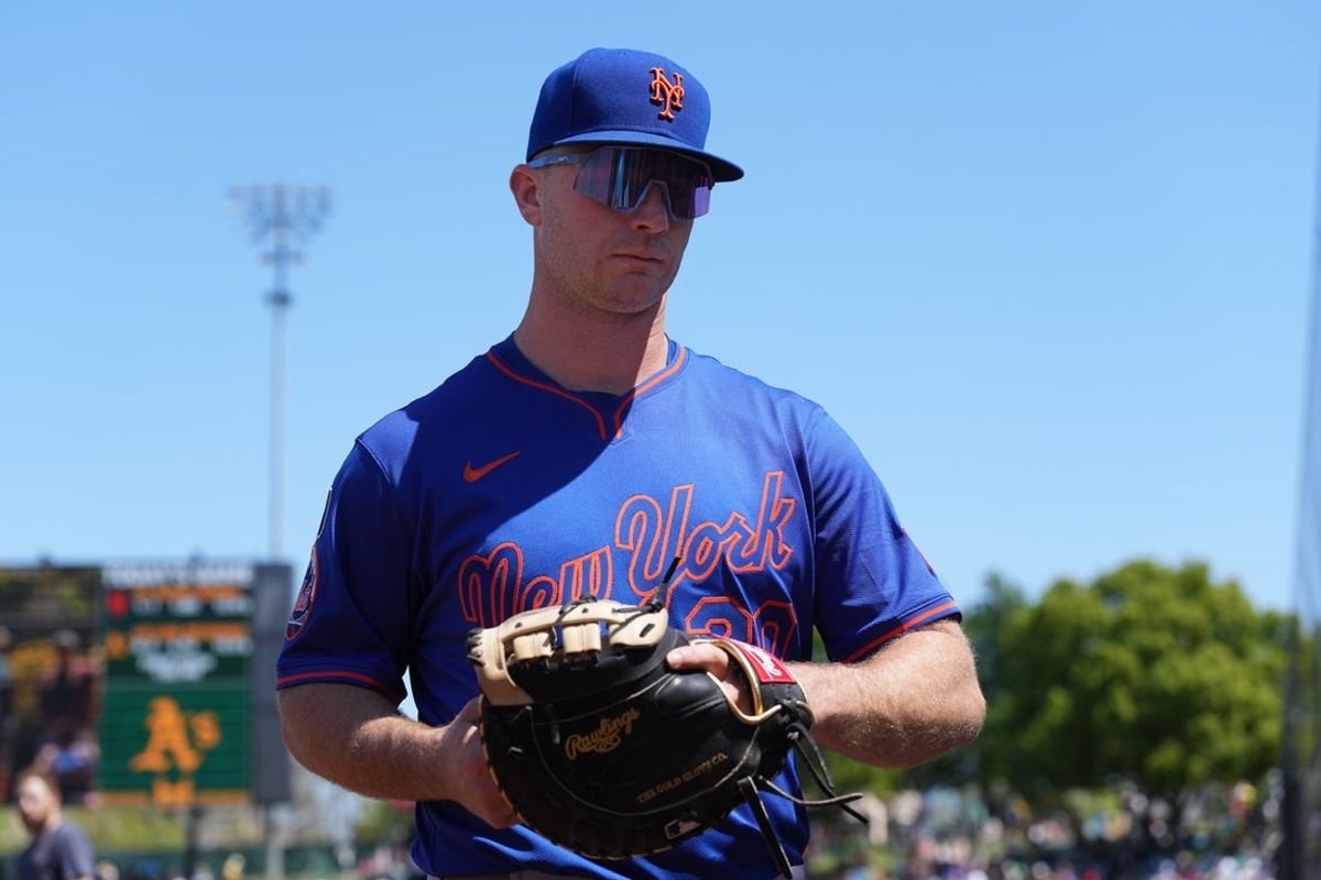 Apr 13, 2025; West Sacramento, California, USA; New York Mets first baseman Pete Alonso (20) before the game against the Athletics at Sutter Health Park. Mandatory Credit: Darren Yamashita-Imagn Images