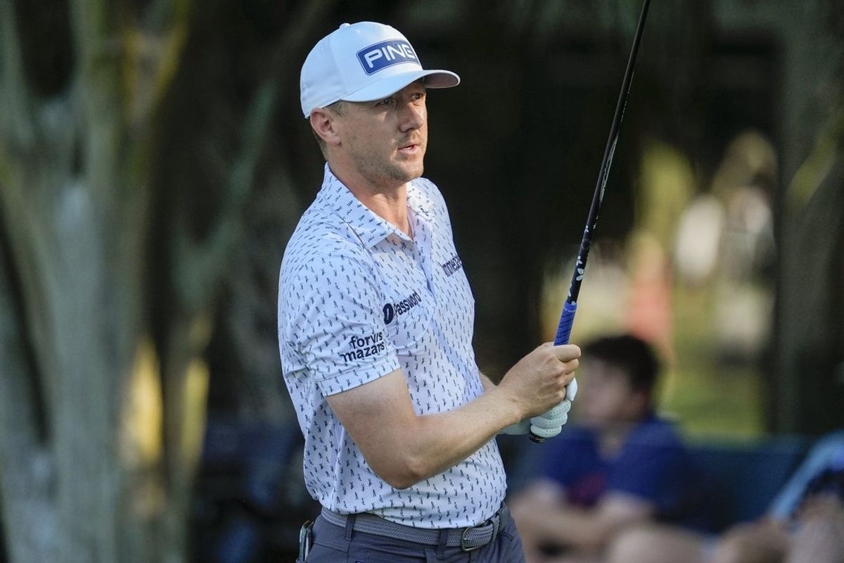 Apr 18, 2025; Hilton Head, South Carolina, USA; Mackenzie Hughes on two tee during the second round of the RBC Heritage golf tournament. Mandatory Credit: Jim Dedmon-Imagn Images