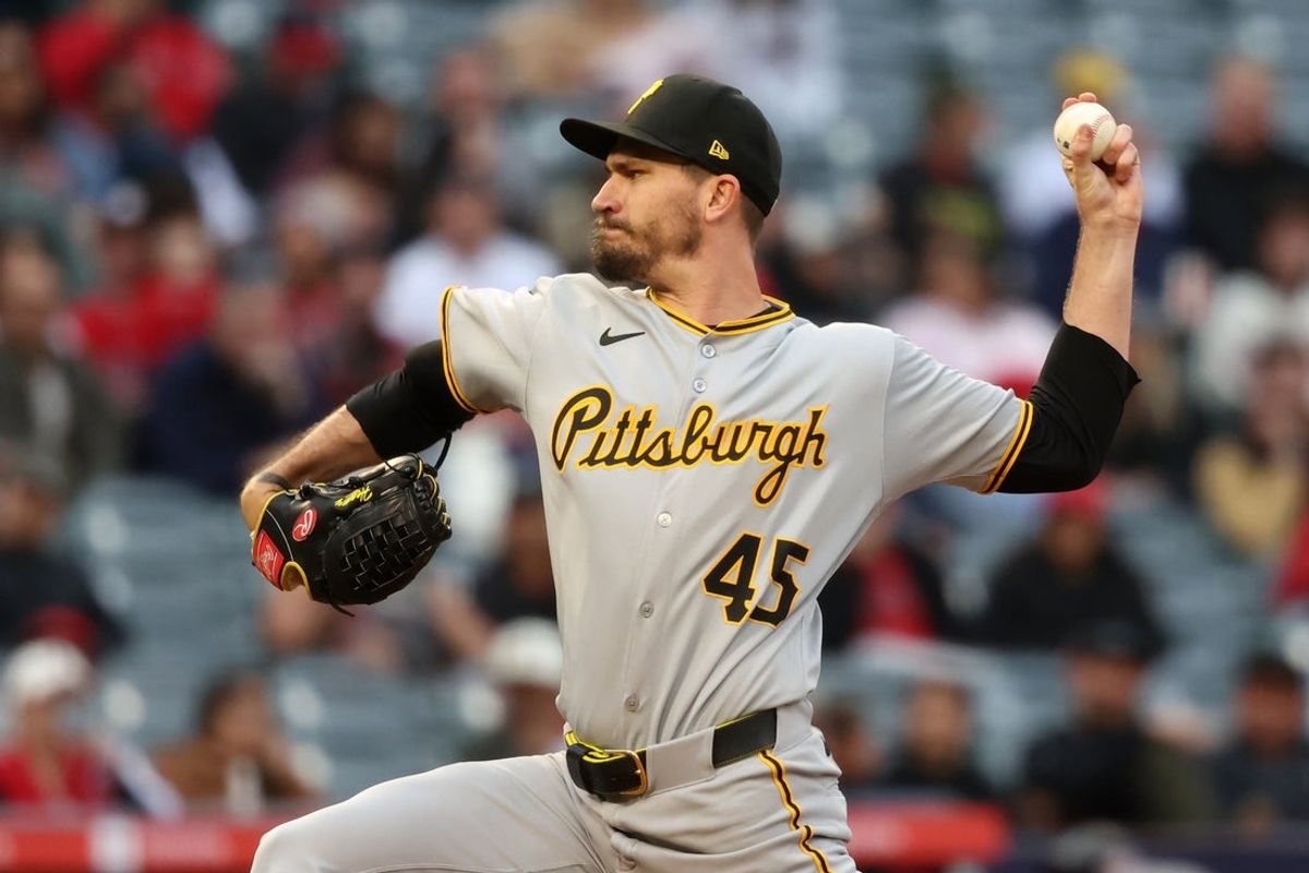 Apr 23, 2025; Anaheim, California, USA;  Pittsburgh Pirates starting pitcher Andrew Heaney (45) pitches during the first inning against the Los Angeles Angels at Angel Stadium. Mandatory Credit: Kiyoshi Mio-Imagn Images