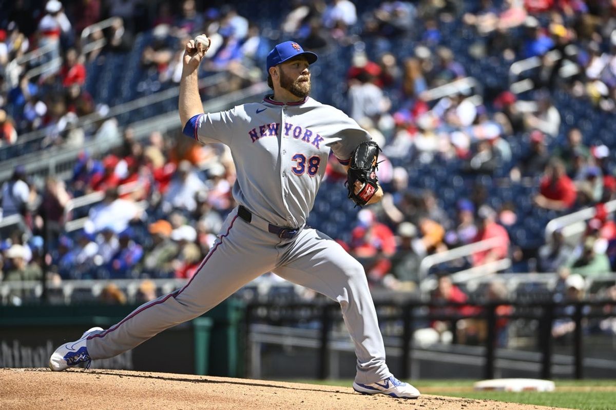 Apr 27, 2025; Washington, District of Columbia, USA; New York Mets starting pitcher Tylor Megill (38) throws to the Washington Nationals during the first inning at Nationals Park. Mandatory Credit: Brad Mills-Imagn Images