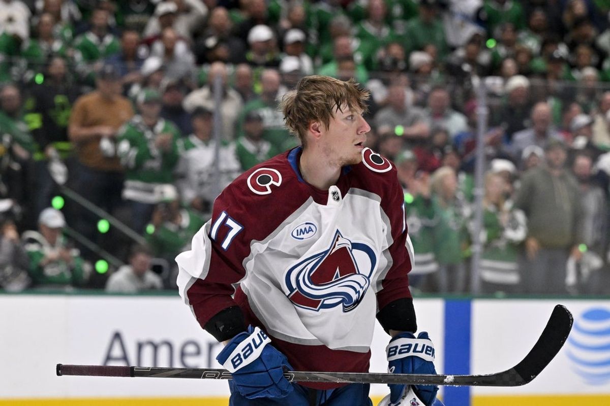 Apr 28, 2025; Dallas, Texas, USA; Colorado Avalanche center Parker Kelly (17) looks on after he loses his helmet during the first period against the Dallas Stars in game five of the first round of the 2025 Stanley Cup Playoffs at American Airlines Center. Mandatory Credit: Jerome Miron-Imagn Images