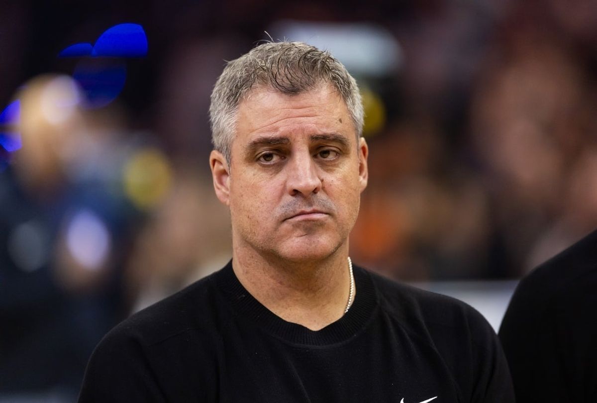 Jan 29, 2025; Phoenix, Arizona, USA; Minnesota Timberwolves assistant coach Micah Nori against the Phoenix Suns at Footprint Center. Mandatory Credit: Mark J. Rebilas-Imagn Images