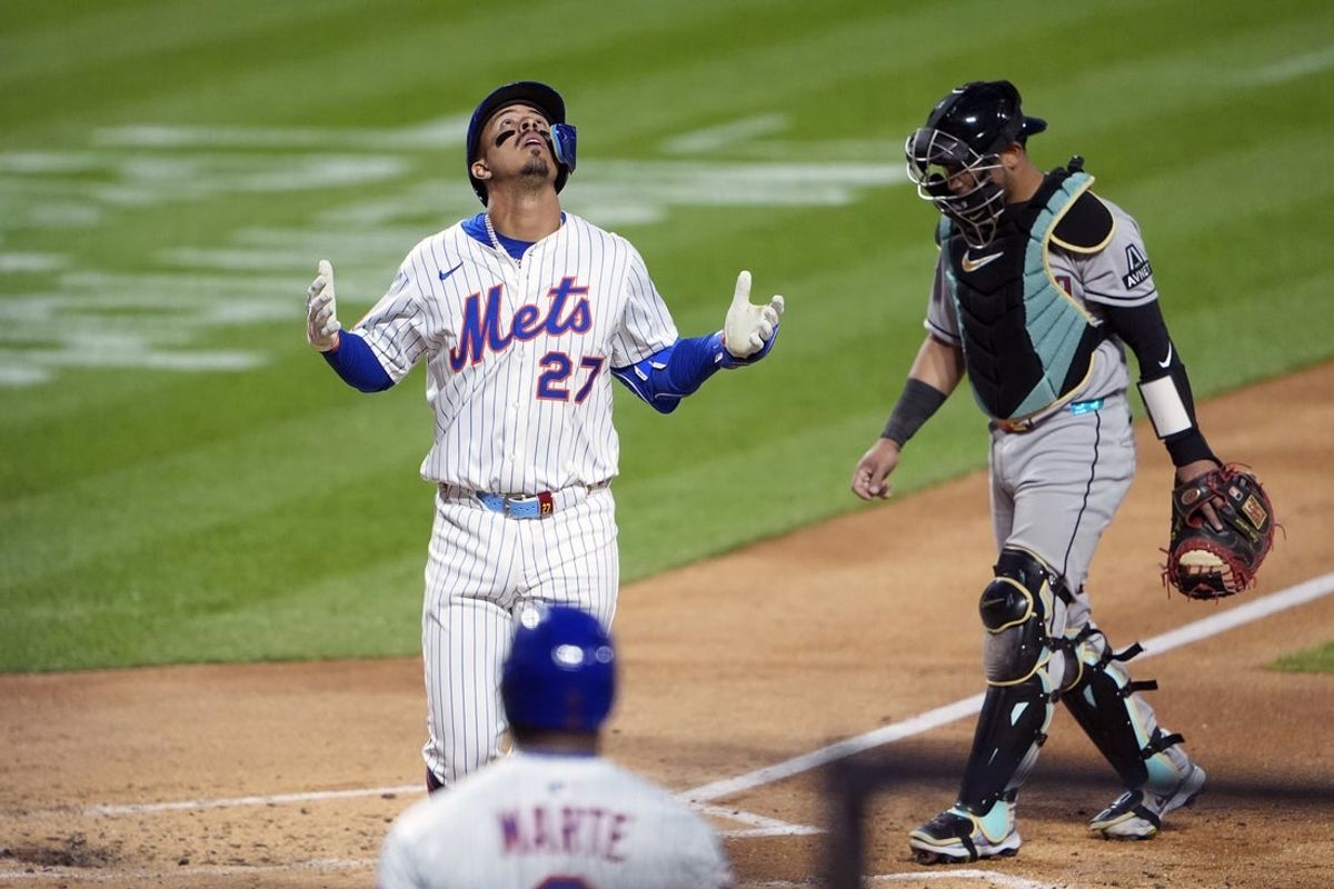 Apr 30, 2025; New York City, New York, USA; New York Mets third baseman Mark Vientos (27) reacts to hitting a home run against the Arizona Diamondbacks during the third inning at Citi Field. Mandatory Credit: Gregory Fisher-Imagn Images