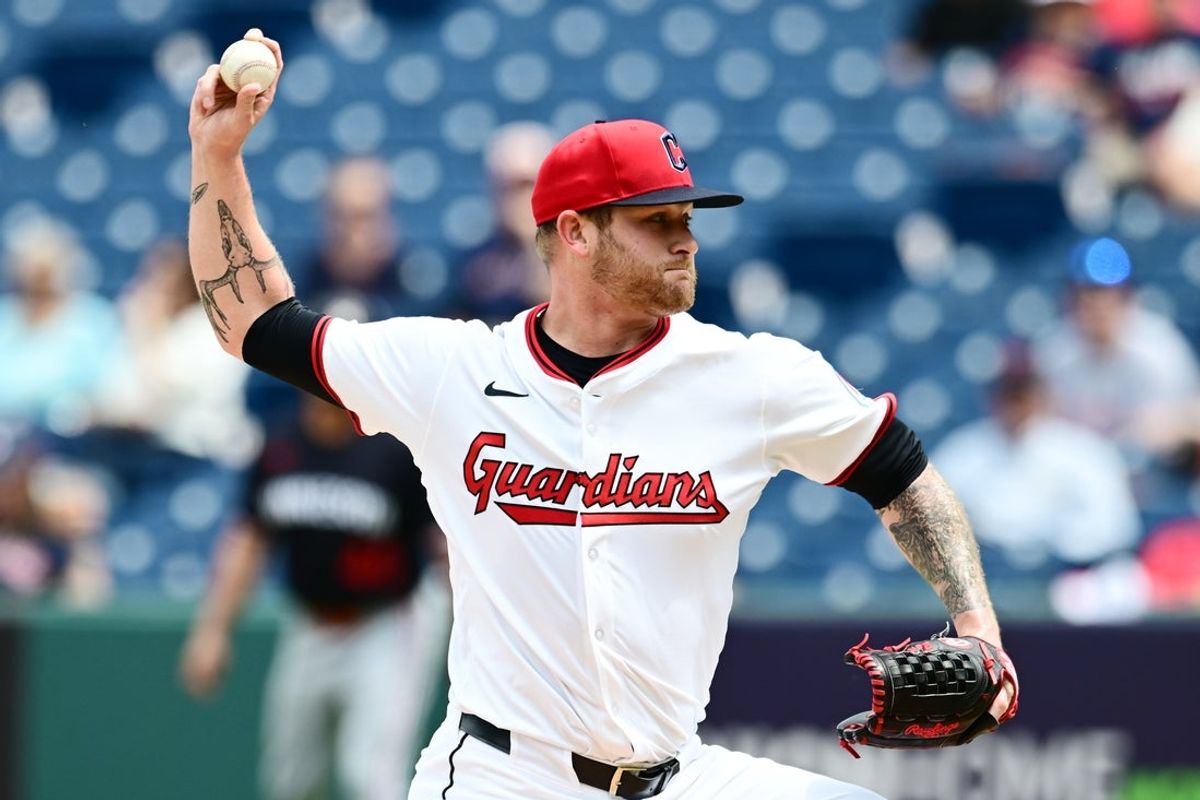 May 1, 2025; Cleveland, Ohio, USA; Cleveland Guardians starting pitcher Ben Lively (39) throws a pitch during the first inning against the Minnesota Twins at Progressive Field. Mandatory Credit: Ken Blaze-Imagn Images
