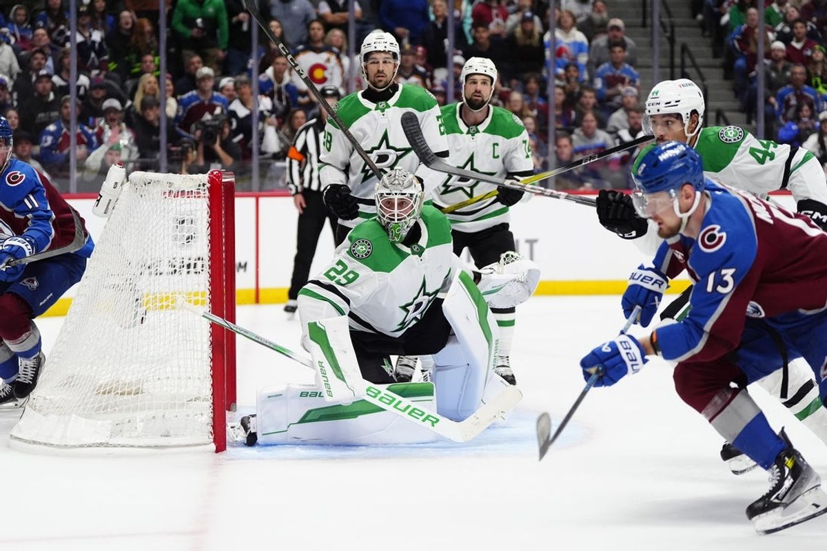 May 1, 2025; Denver, Colorado, USA; Dallas Stars goaltender Jake Oettinger (29) defends the net in the second period against the Colorado Avalanche in game six of the first round of the 2025 Stanley Cup Playoffs at Ball Arena. Mandatory Credit: Ron Chenoy-Imagn Images