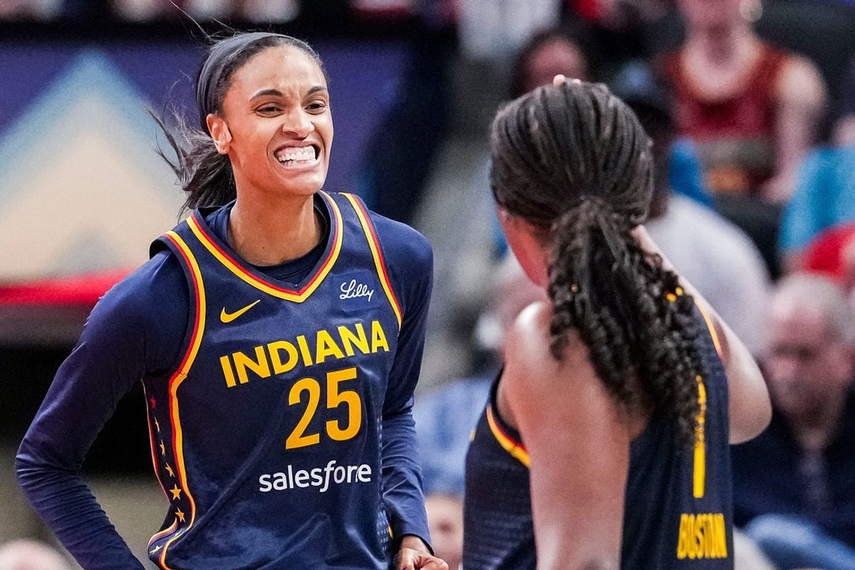 Indiana Fever DeWanna Bonner (25) reacts after missing a layup Saturday, May 3, 2025, during a preseason game between the Indiana Fever and the Washington Mystics at Gainbridge Fieldhouse in Indianapolis. The Indiana Fever defeated the Washington Mystics in overtime, 79-74.