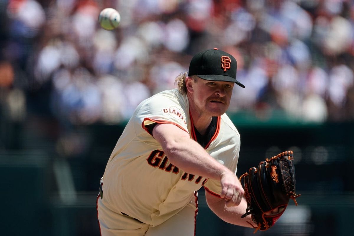May 4, 2025; San Francisco, California, USA; San Francisco Giants starting pitcher Logan Webb (62) throws a pitch against the Colorado Rockies throws a pitch during the first inning at Oracle Park. Mandatory Credit: Robert Edwards-Imagn Images