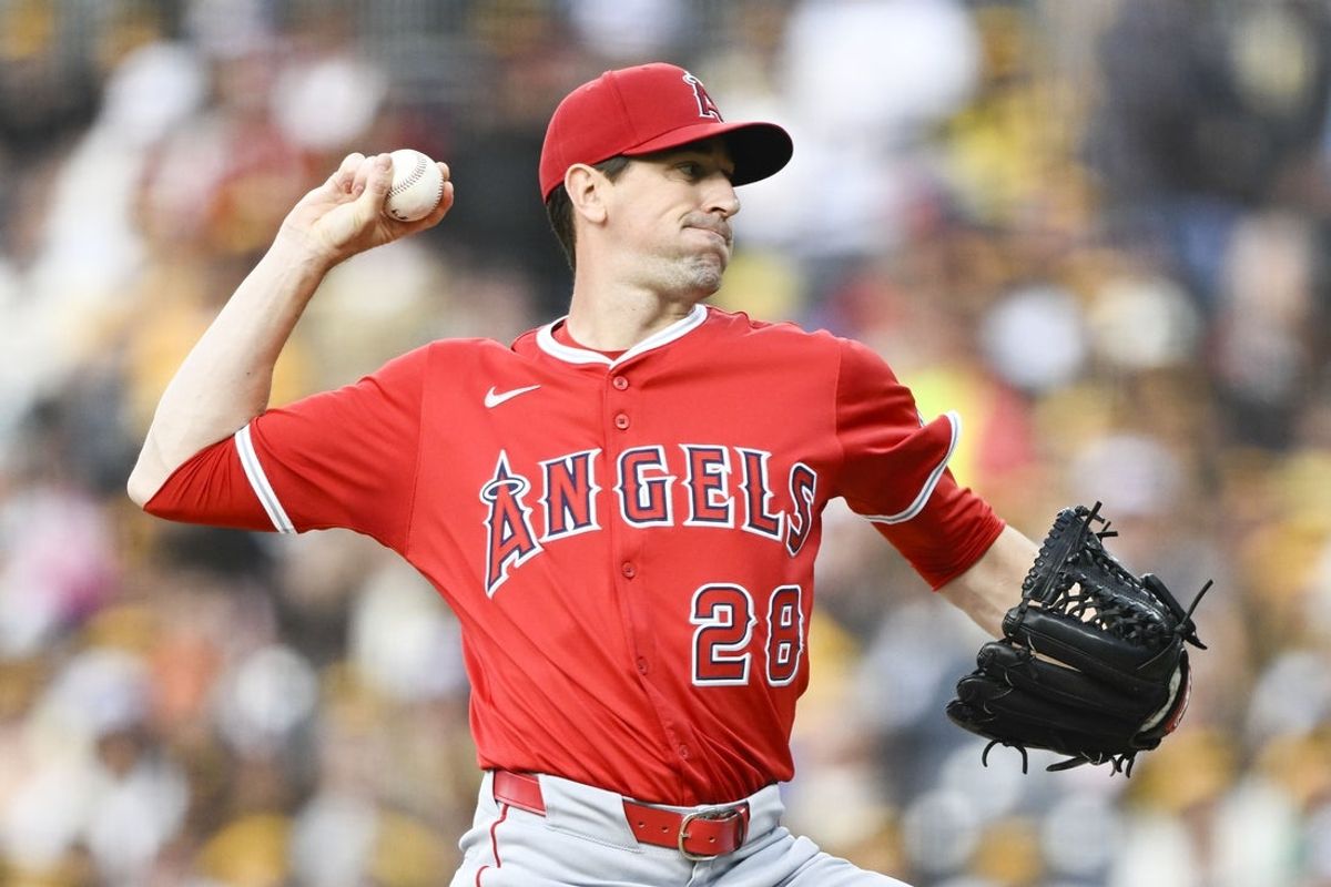 May 14, 2025; San Diego, California, USA; Los Angeles Angels starting pitcher Kyle Hendricks (28) during the first inning against the San Diego Padres at Petco Park. Mandatory Credit: Denis Poroy-Imagn Images