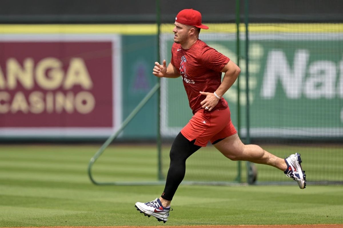 May 26, 2025; Anaheim, California, USA;  Los Angeles Angels right fielder Mike Trout (27) runs the bases prior to the game against the New York Yankees at Angel Stadium. Mandatory Credit: Jayne Kamin-Oncea-Imagn Images