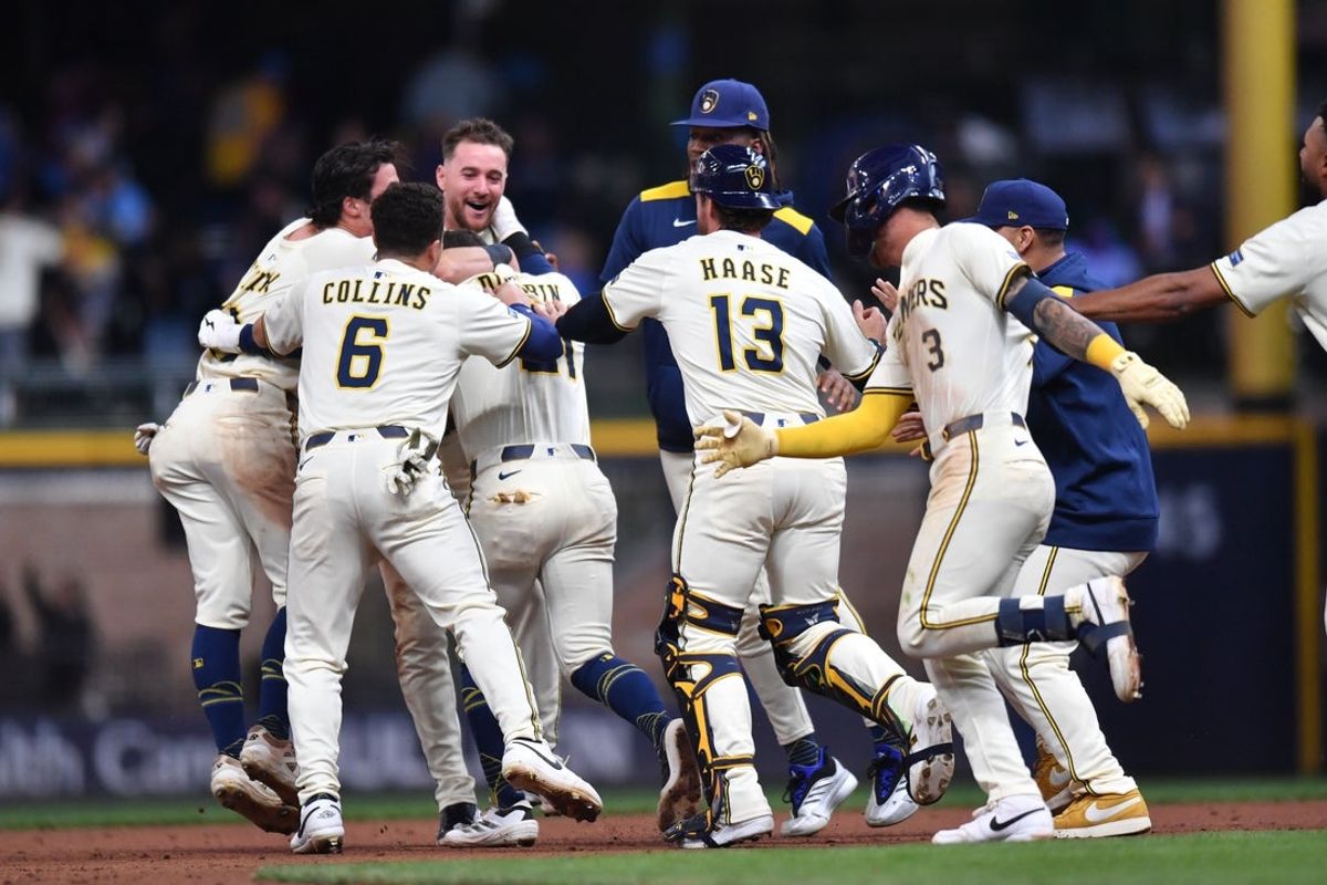 May 28, 2025; Milwaukee, Wisconsin, USA; The Milwaukee Brewers celebrate after defeating the Boston Red Sox at American Family Field. Mandatory Credit: Patrick Gorski-Imagn Images