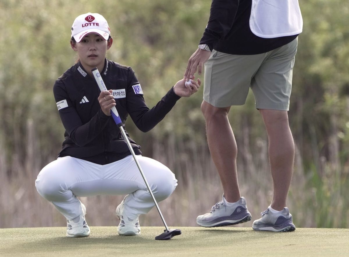 May 30, 2025; Erin, WI, USA; Youmin Hwang lines up her putt on the first hole  during the second round of the U.S. Womenís Open Friday, May 30, 2025 at Erin Hills in the Town of Erin, Wisconsin. Mandatory Credit: Mark Hoffman/USA TODAY NETWORK via Imagn Images