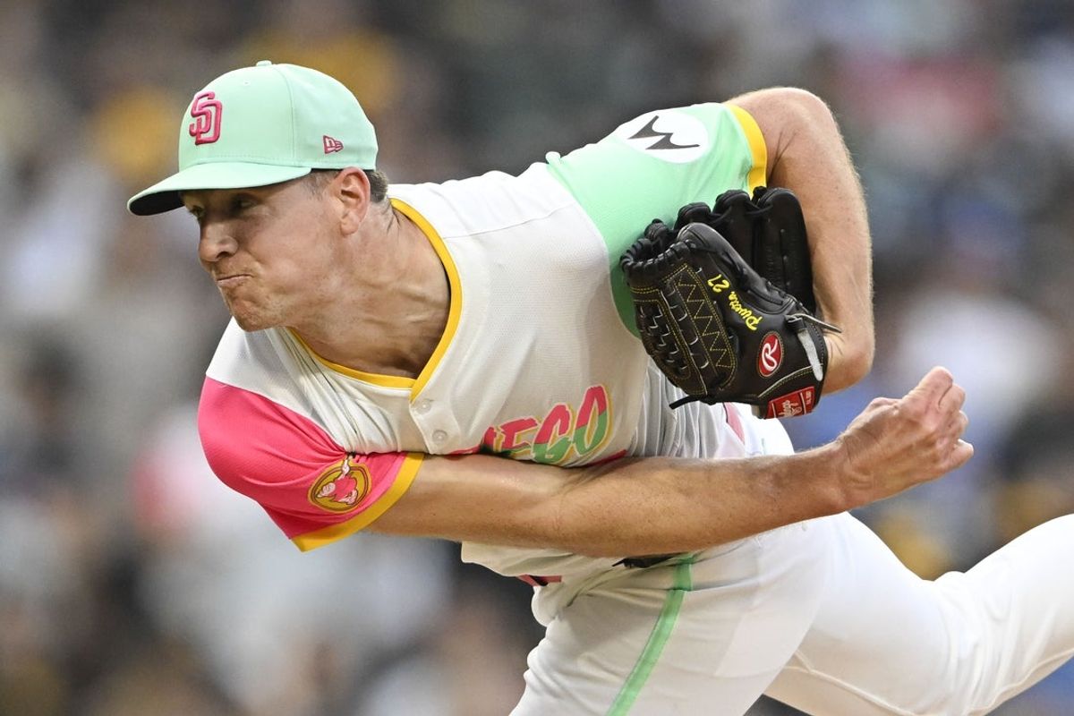 May 30, 2025; San Diego, California, USA; San Diego Padres starting pitcher Nick Pivetta (27) delivers during the first inning against the Pittsburgh Pirates at Petco Park. Mandatory Credit: Denis Poroy-Imagn Images