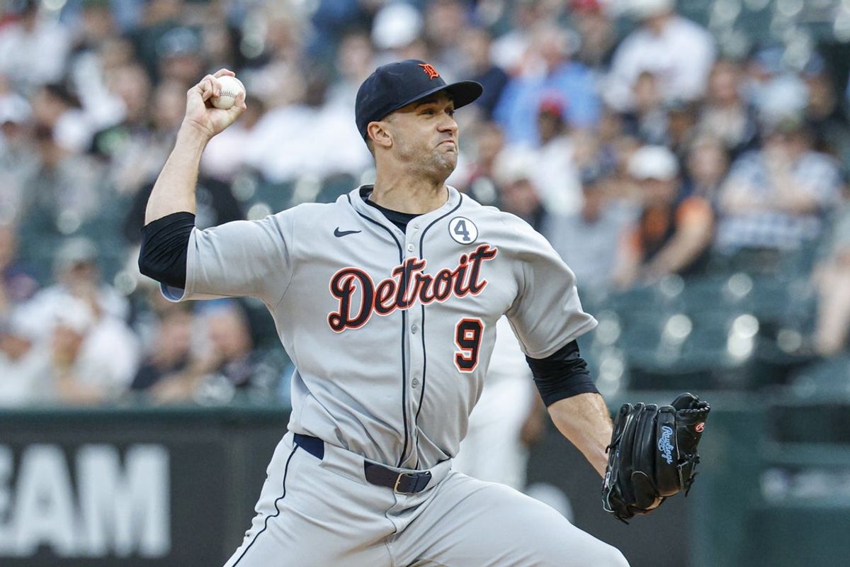 Jun 2, 2025; Chicago, Illinois, USA; Detroit Tigers starting pitcher Jack Flaherty (9) delivers a pitch against the Chicago White Sox during the first inning at Rate Field. Mandatory Credit: Kamil Krzaczynski-Imagn Images