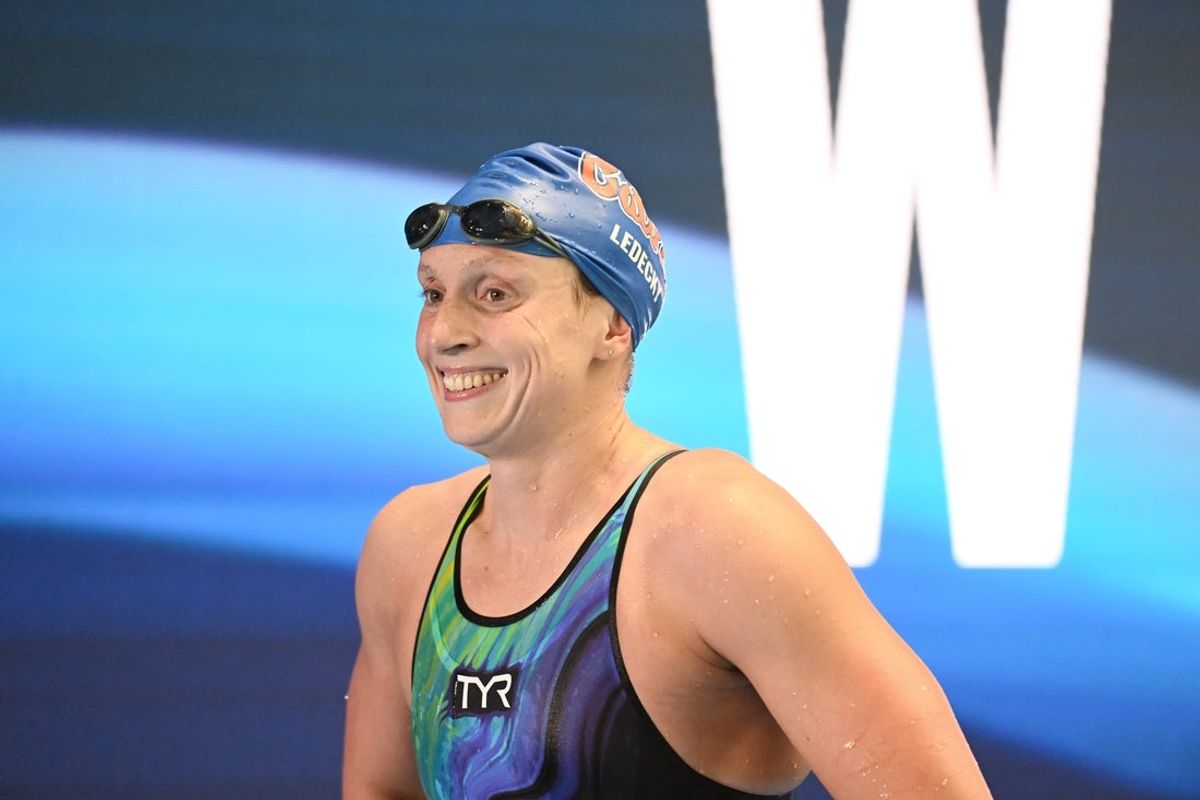 Jun 3, 2025; Indianapolis, Indiana, UNITED STATES; Katie Ledecky smiles after winning the women's 800 meter freestyle at the Toyota National Championships swimming meet at Indiana University Natatorium. Mandatory Credit: Robert Goddin-Imagn Images