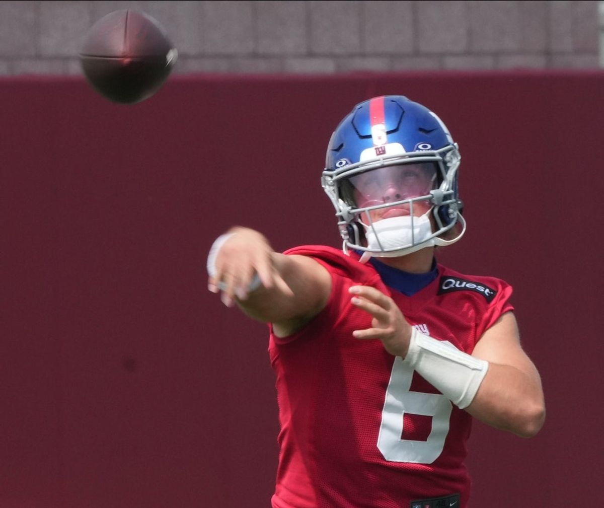 East Rutherford, NJ -- June 5, 2025 -- Quarterback, Jaxson Dart as the New York Giants players participate in their 2025 OTAs at the Quest Diagnostic Giants Training Center in East Rutherford.
