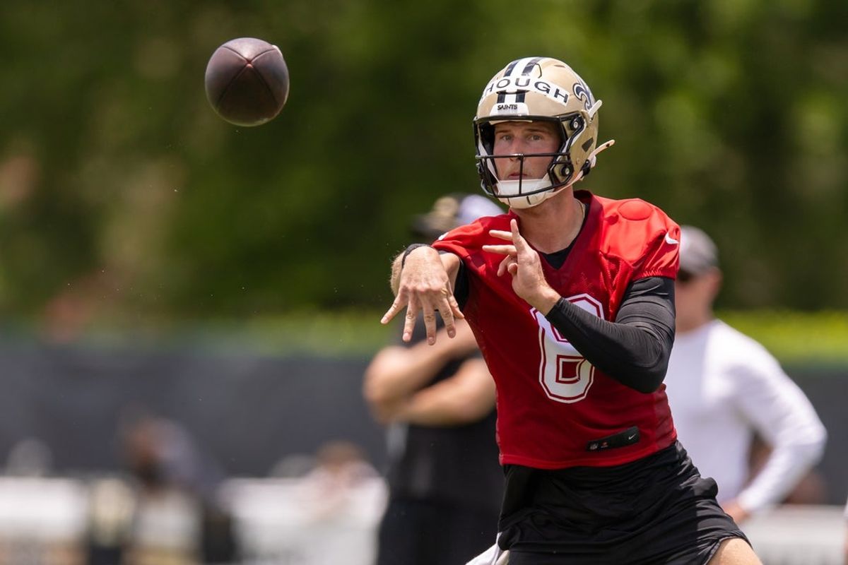 Jun 10, 2025; New Orleans, LA, USA;  New Orleans Saints quarterback Tyler Shough (6) on passing drills during minicamp at Ochsner Sports Performance Center. Mandatory Credit: Stephen Lew-Imagn Images