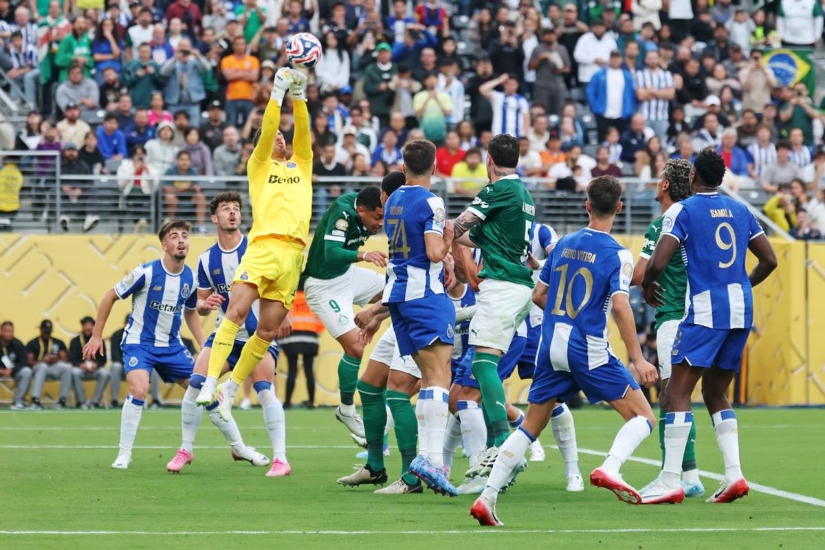 Jun 15, 2025; East Rutherford, New Jersey, USA; FC Porto goalkeeper Claudio Ramos (14) blocks a shot on goal from the corner during the first half against SE Palmeiras during a group stage match of the 2025 FIFA Club World Cup at MetLife Stadium. Mandatory Credit: Vincent Carchietta-Imagn Images