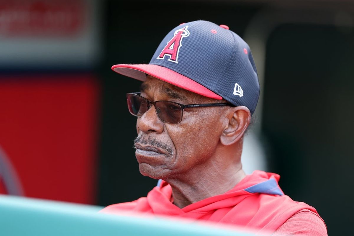 Jun 21, 2025; Anaheim, California, USA; Los Angeles Angels manager Ron Washington (37) watches batting practice from a dugout before the game against the Houston Astros at Angel Stadium. Washington is stepping indefinitely away from the team due to health reasons. Mandatory Credit: Kiyoshi Mio-Imagn Images
