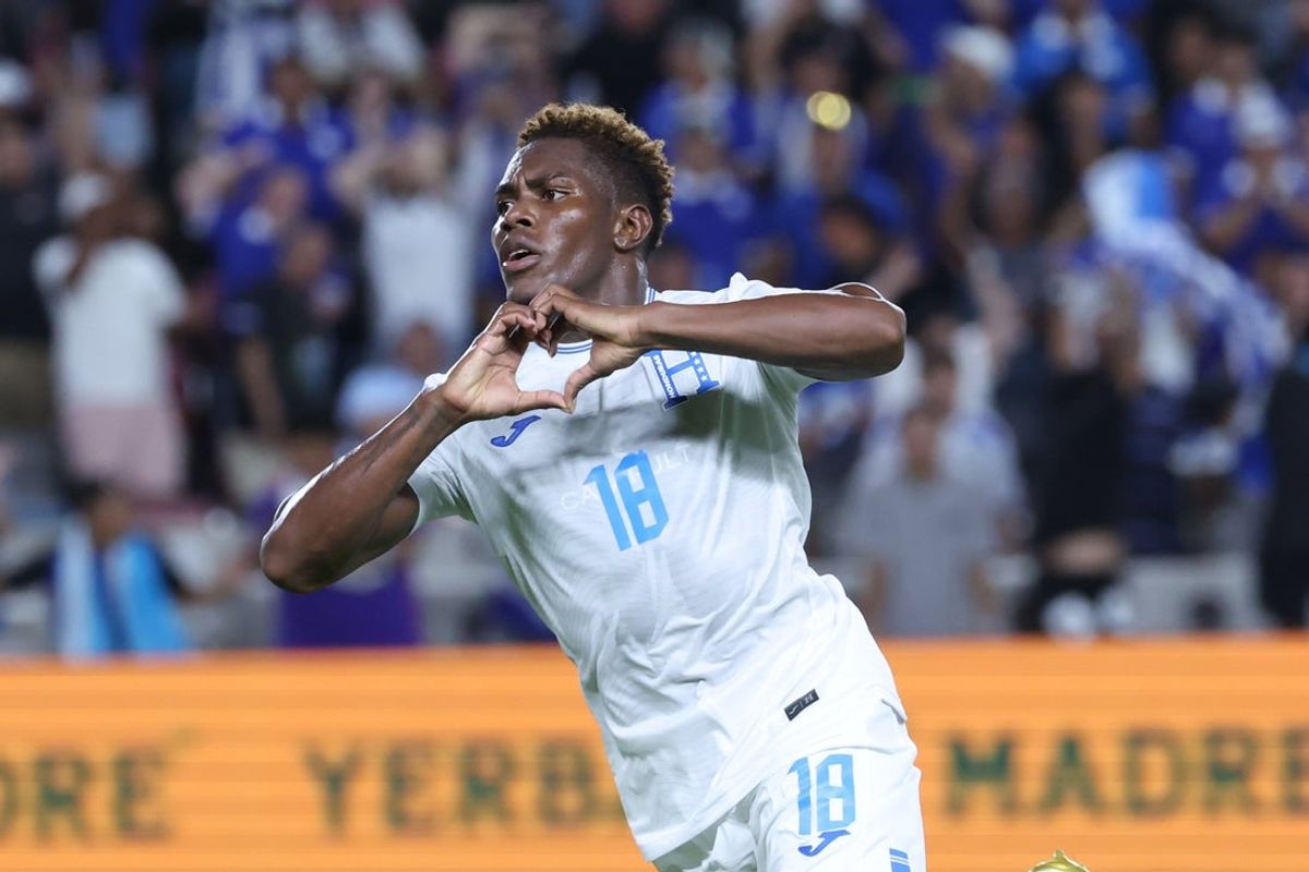 Jun 21, 2025; Houston, Texas, USA; Honduras forward Dixon Ramirez (18) celebrates scoring during the second half against El Salvador during a group stage match of the 2025 Gold Cup at Shell Energy Stadium. Mandatory Credit: Troy Taormina-Imagn Images
