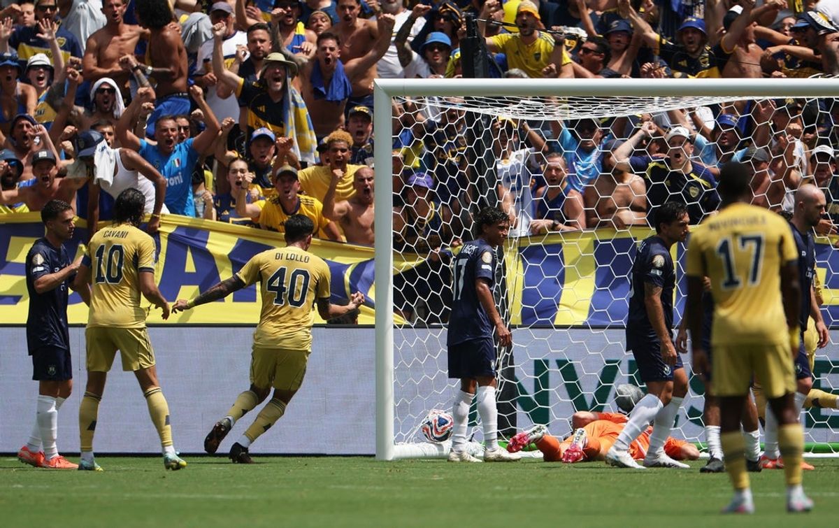 [Subscription Customers Only] Jun 24, 2025; Nashville, Tennessee, USA; CA Boca Juniors defender Lautaro Di Lollo (40) scores their first goal during a group stage match of the 2025 FIFA Club World Cup at GEODIS Park. Mandatory Credit: Carlos Barria-Reuters via Imagn Images