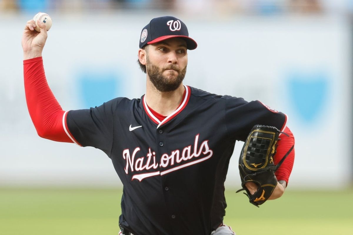 Jun 24, 2025; San Diego, California, USA; Washington Nationals starting pitcher Trevor Williams (32) throws a pitch during the first inning against the San Diego Padres at Petco Park. Mandatory Credit: David Frerker-Imagn Images